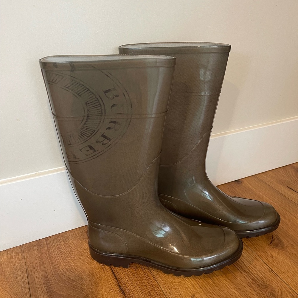 Burberry Heritage Stamp Rain Boots
